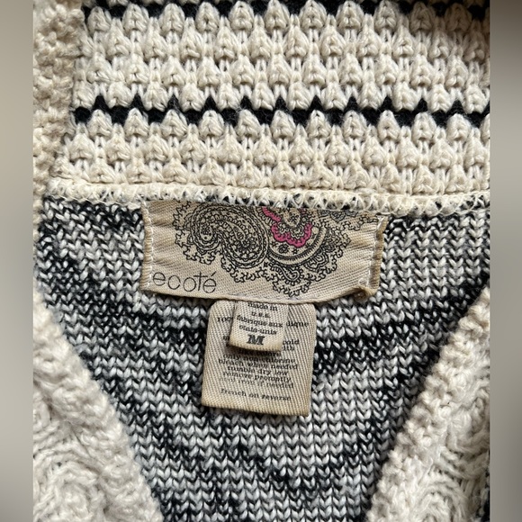 Anthropologie - ecoté label shawl collage open cardigan. - Picture 2 of 4